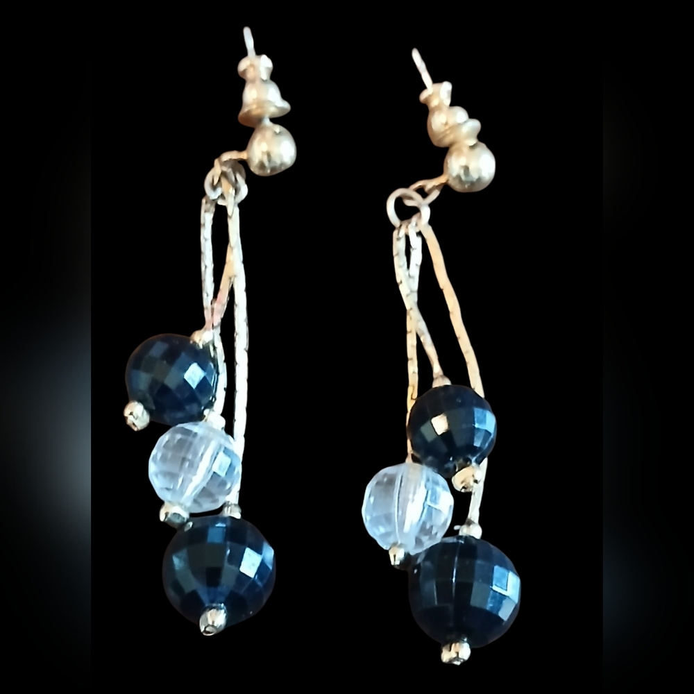 Elegant Black and Gold Dangle Earrings